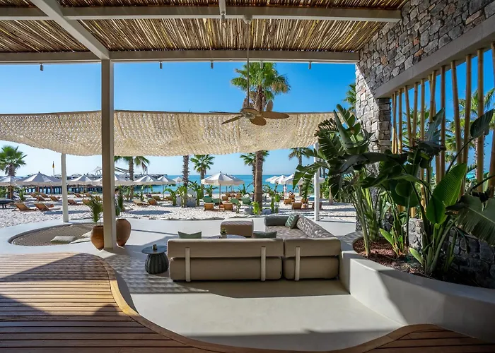 Regnum CaryaResort Hotel